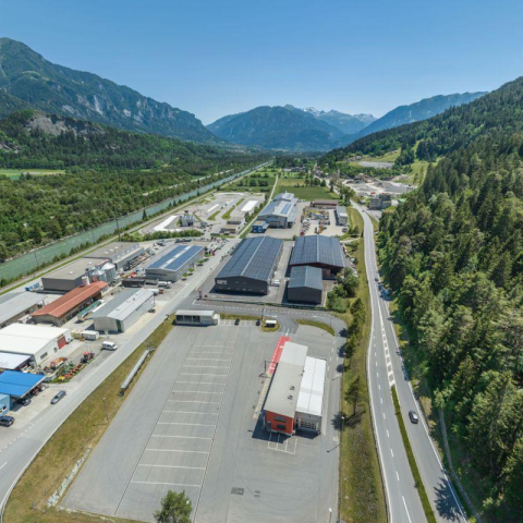 Industriezone in Cazis Luftaufnahme