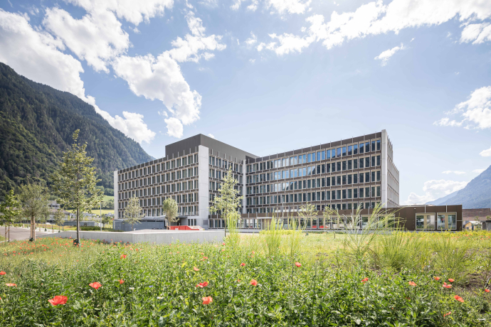 Verwaltungsgebäude Kanton Graubünden sinergia 