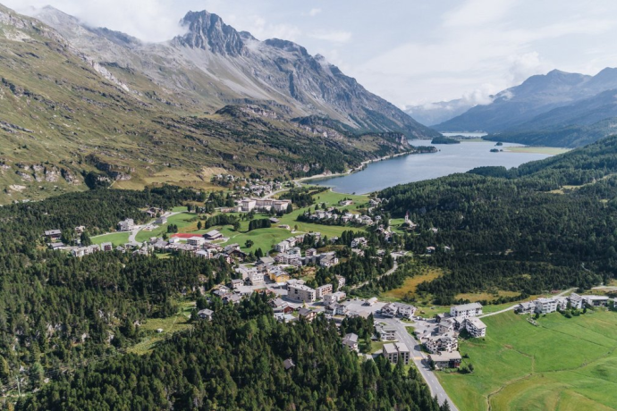 Panorama der Region Maloja
